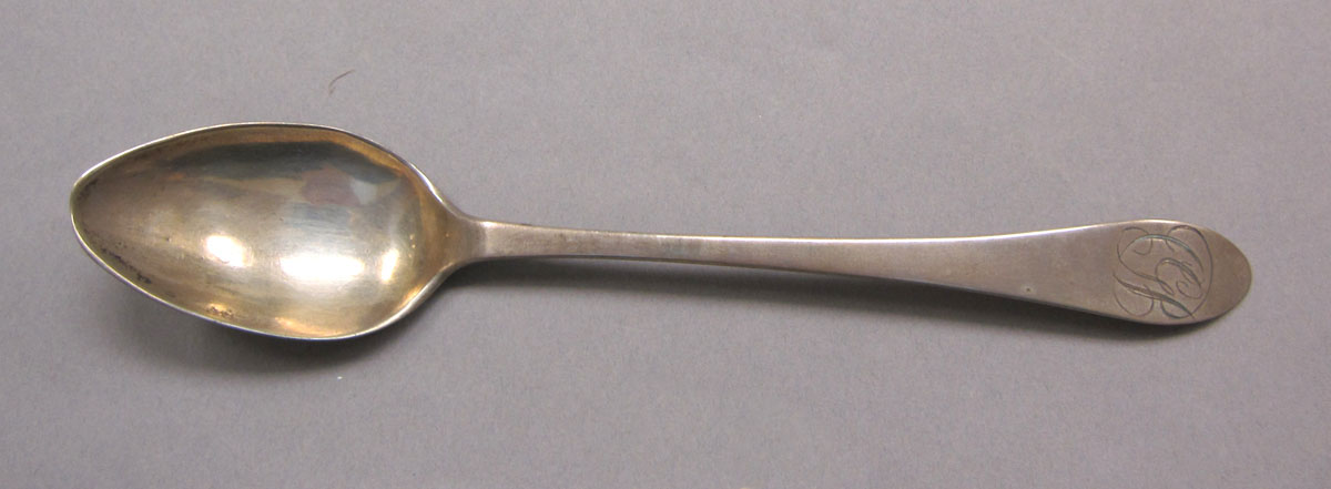 1962.0240.366 Silver spoon upper surface