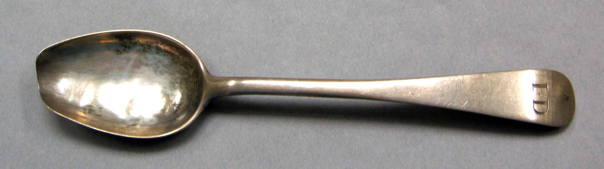 1962.0240.564 Silver spoon upper surface