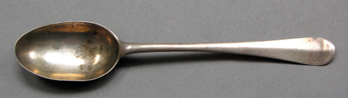 1962.0240.598 Silver spoon upper surface