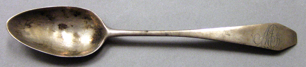 1962.0240.694 Silver Spoon upper surface