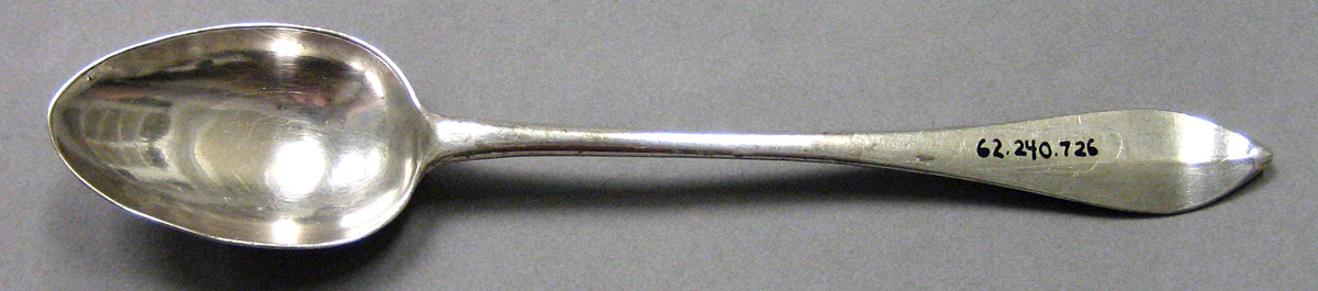 1962.0240.726 Silver Spoon upper surface