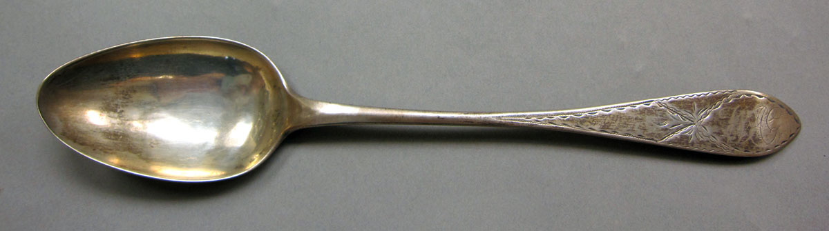 1962.0240.1059 Silver spoon upper surface