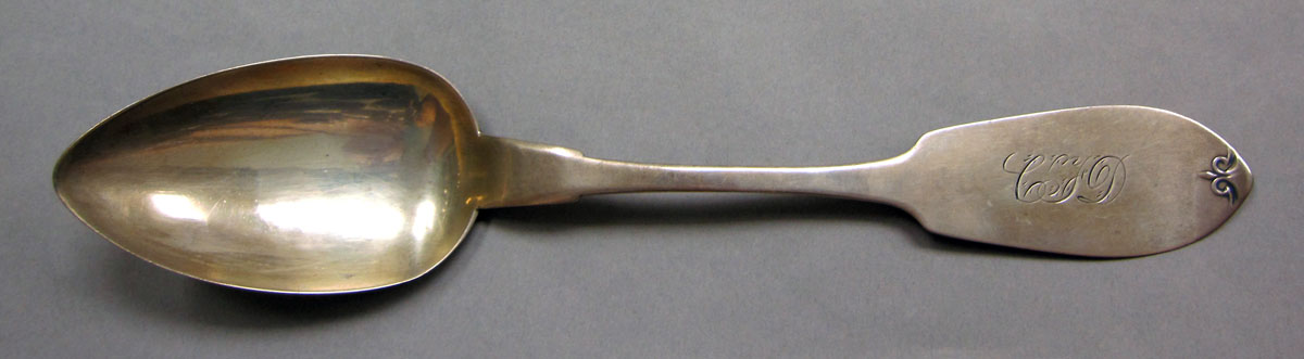 1962.0240.1096 Silver spoon upper surface