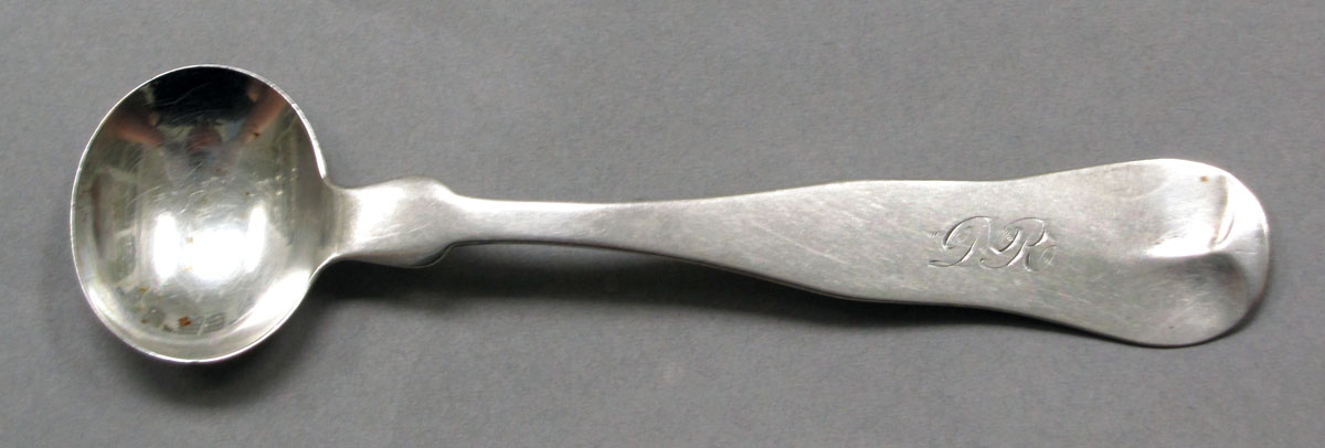 1962.0240.762.002 Salt spoon upper surface