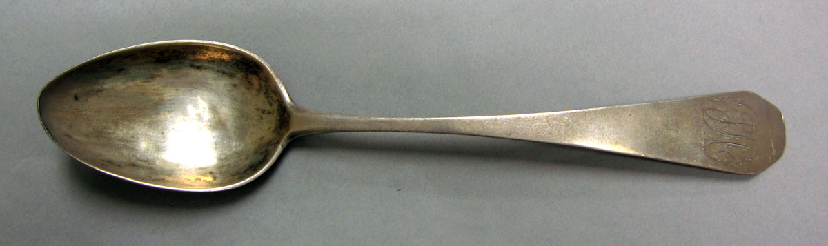 1962.0240.1185 Silver spoon upper surface