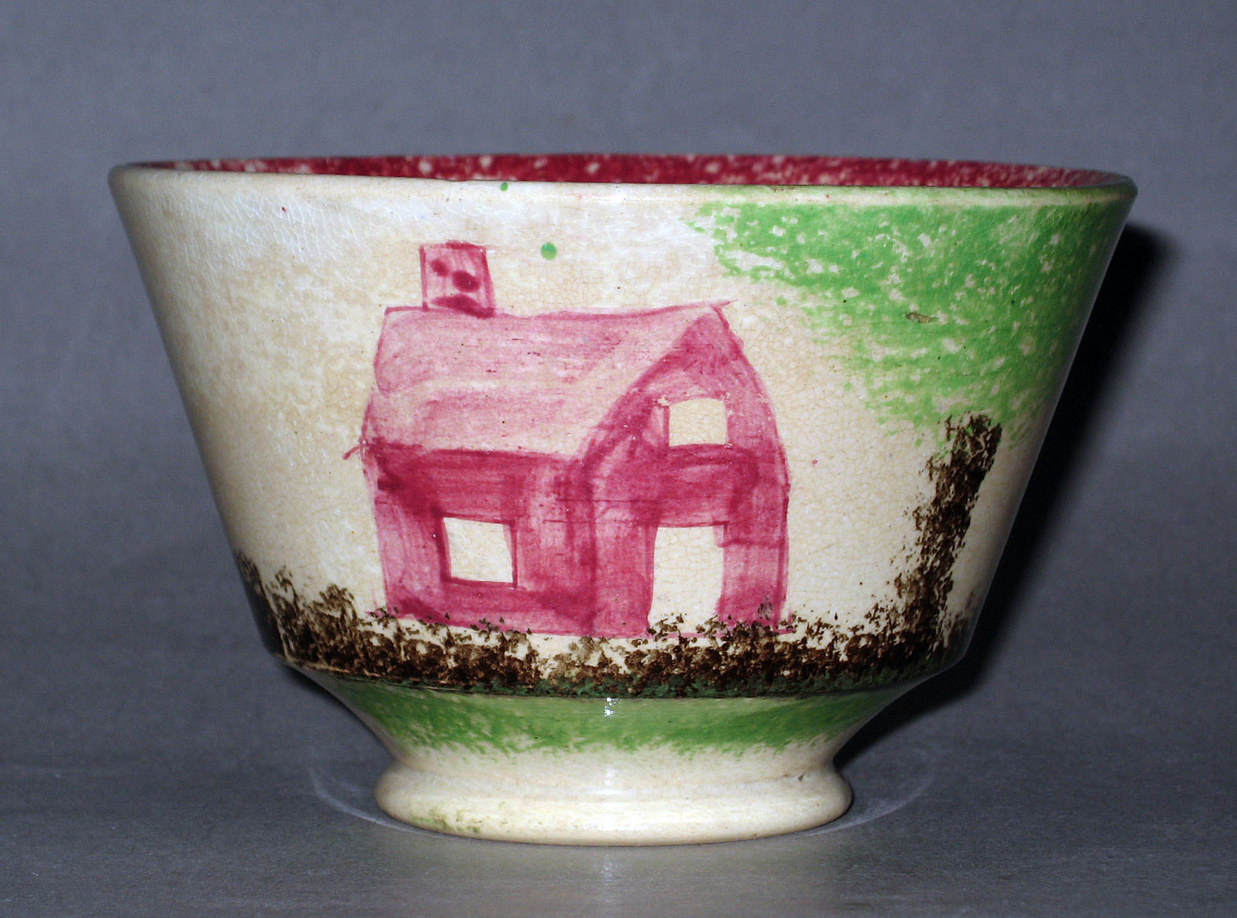 1965.0737.002 Spatterware teabowl