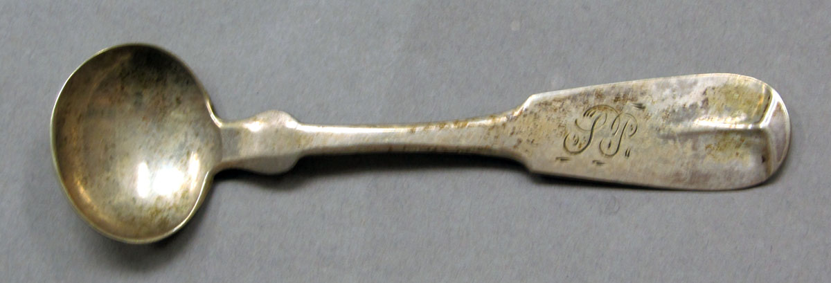 1962.0240.782.001 Salt spoon upper surface