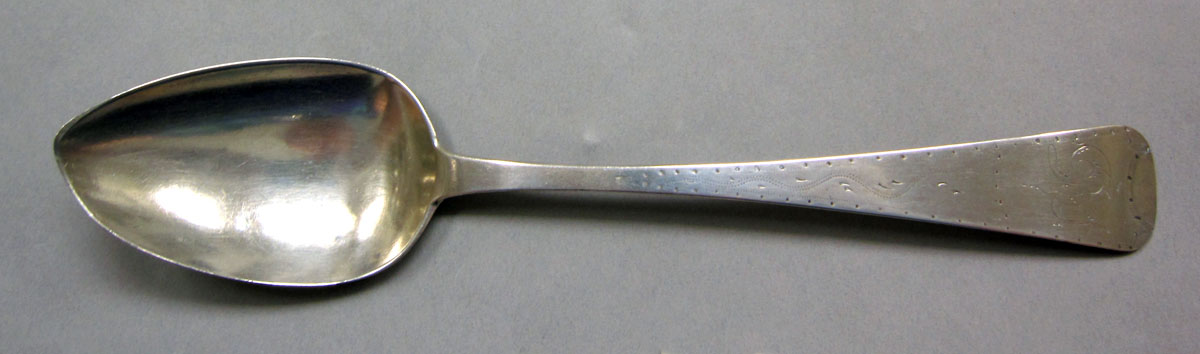1962.0240.1290 Silver spoon upper surface
