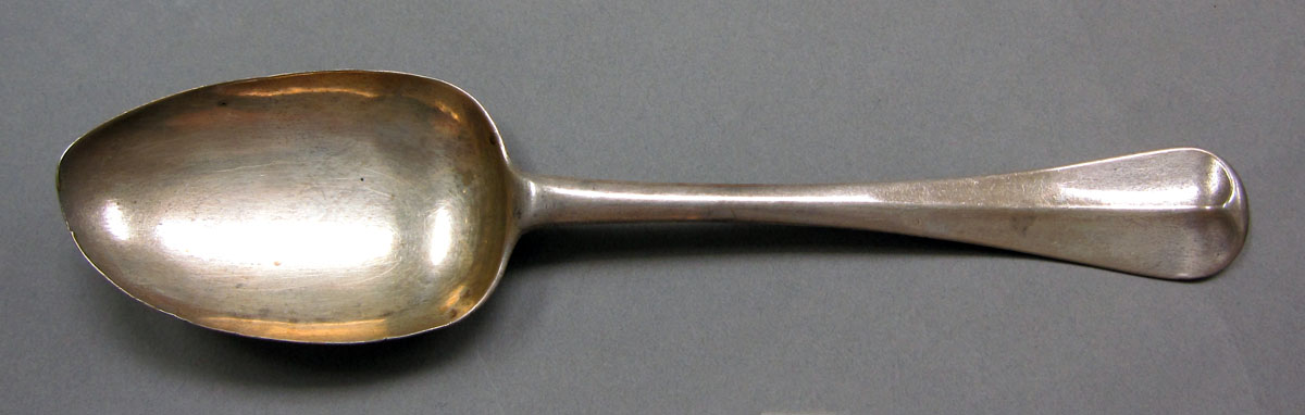 1962.0240.1377 Silver spoon upper surface