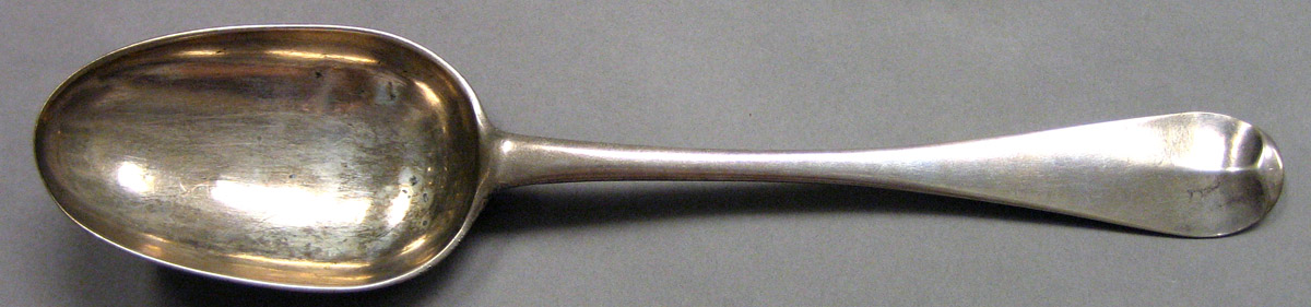1962.0240.1034 Silver Spoon upper surface