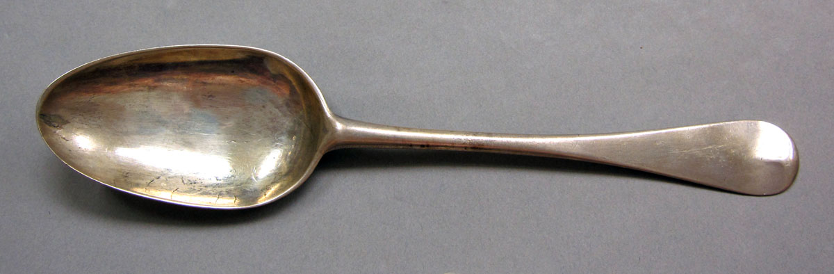 1962.0240.989 Silver Spoon upper surface