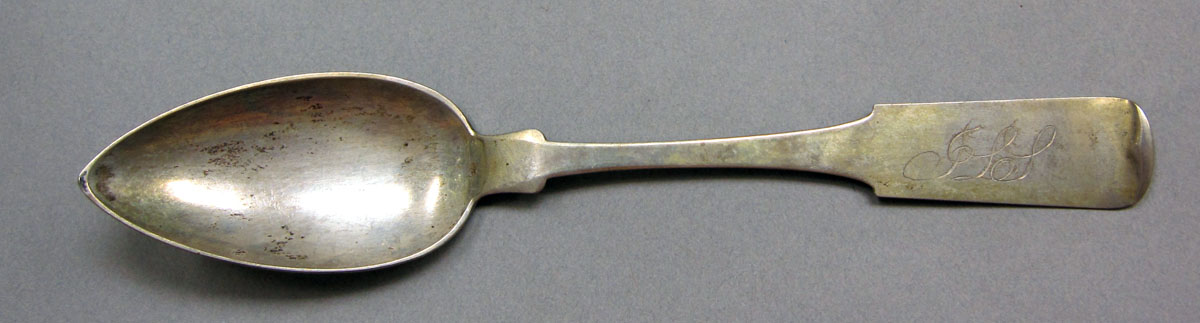 1962.0240.1411 Silver spoon upper surface