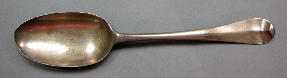 1962.0240.1449 Silver spoon upper surface