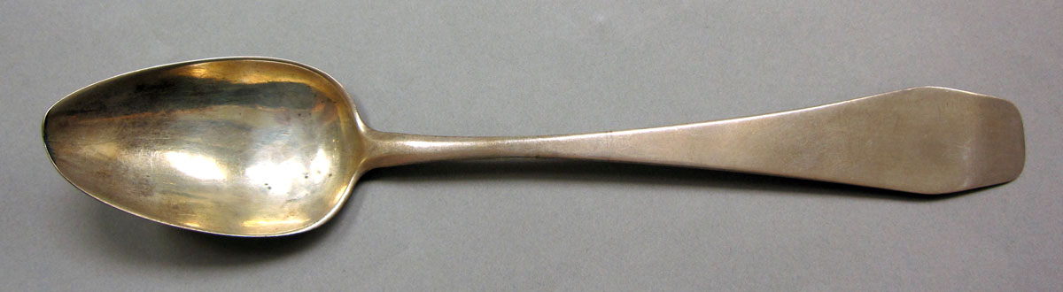 1962.0240.1475 Silver spoon upper surface