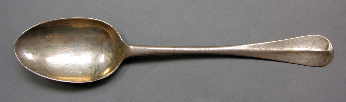1962.0240.1481 Silver spoon upper surface