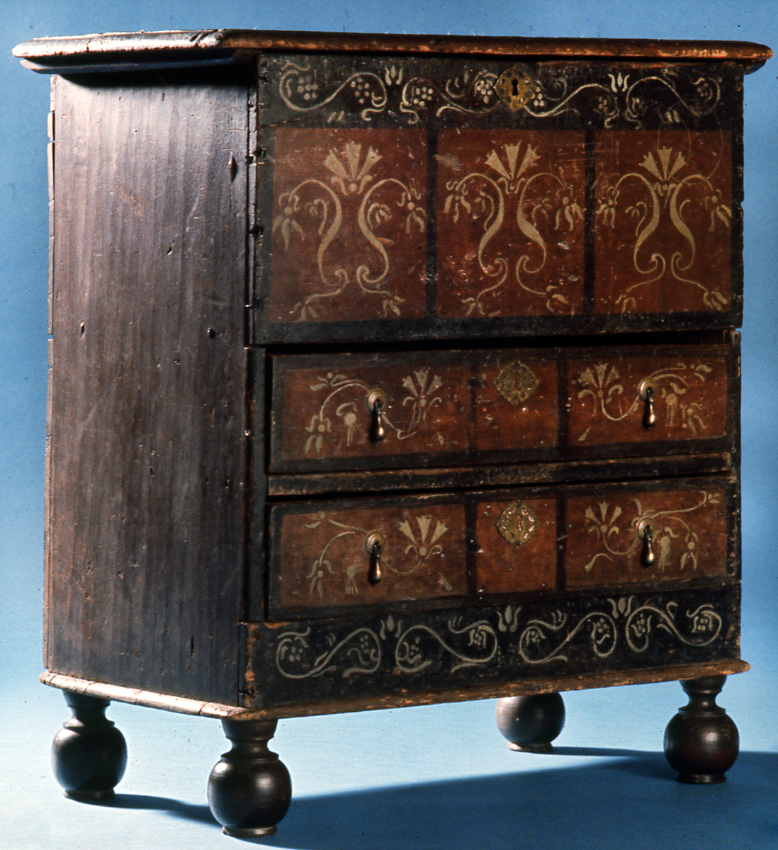 1958.1575 Chest of drawers