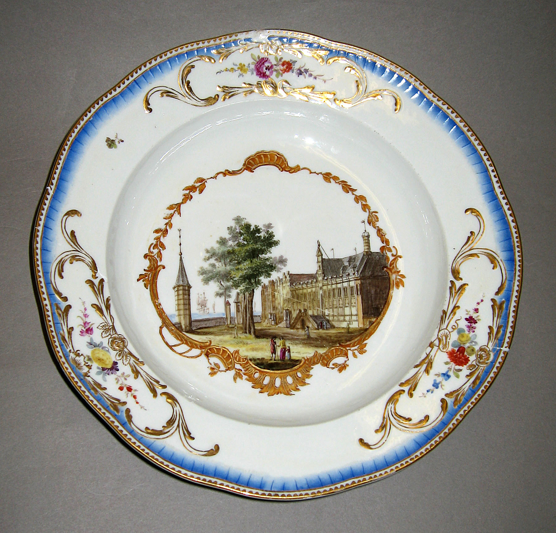 1972.0335.002 Soup plate