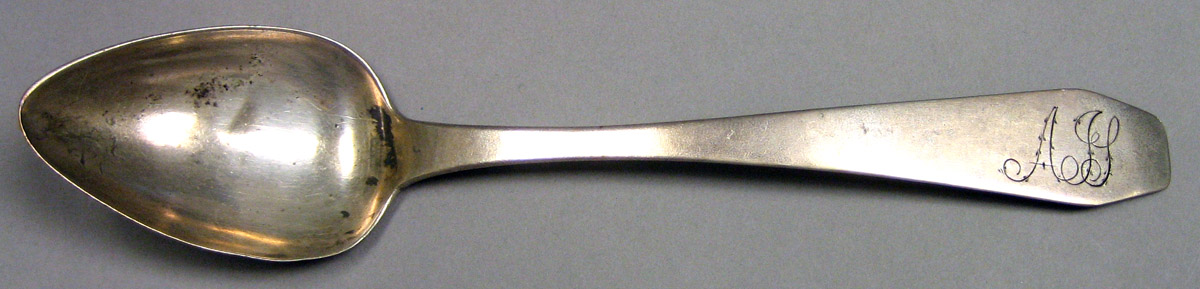 1969.0093 Tablespoon upper surface
