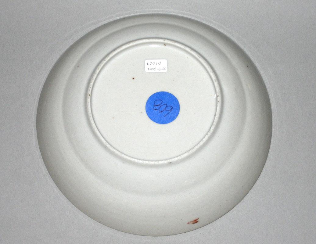 2012.0040.006 B Saucer, underside