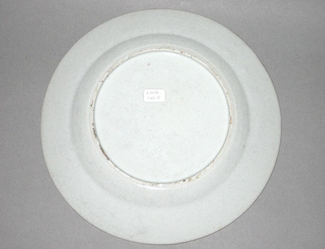 2012.0040.008 Plate, underside