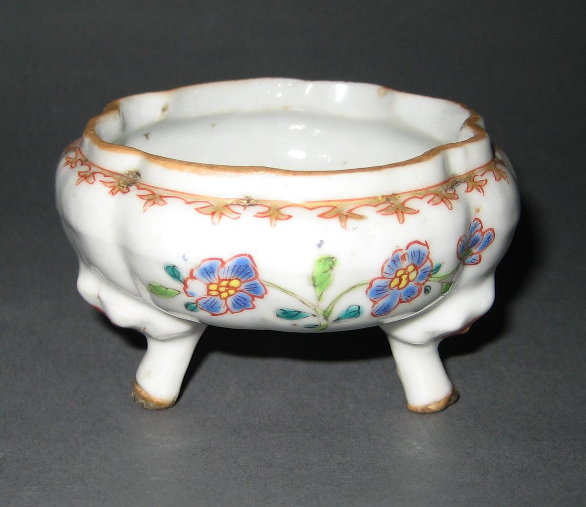 1958.2663 Salt Cellar view 2