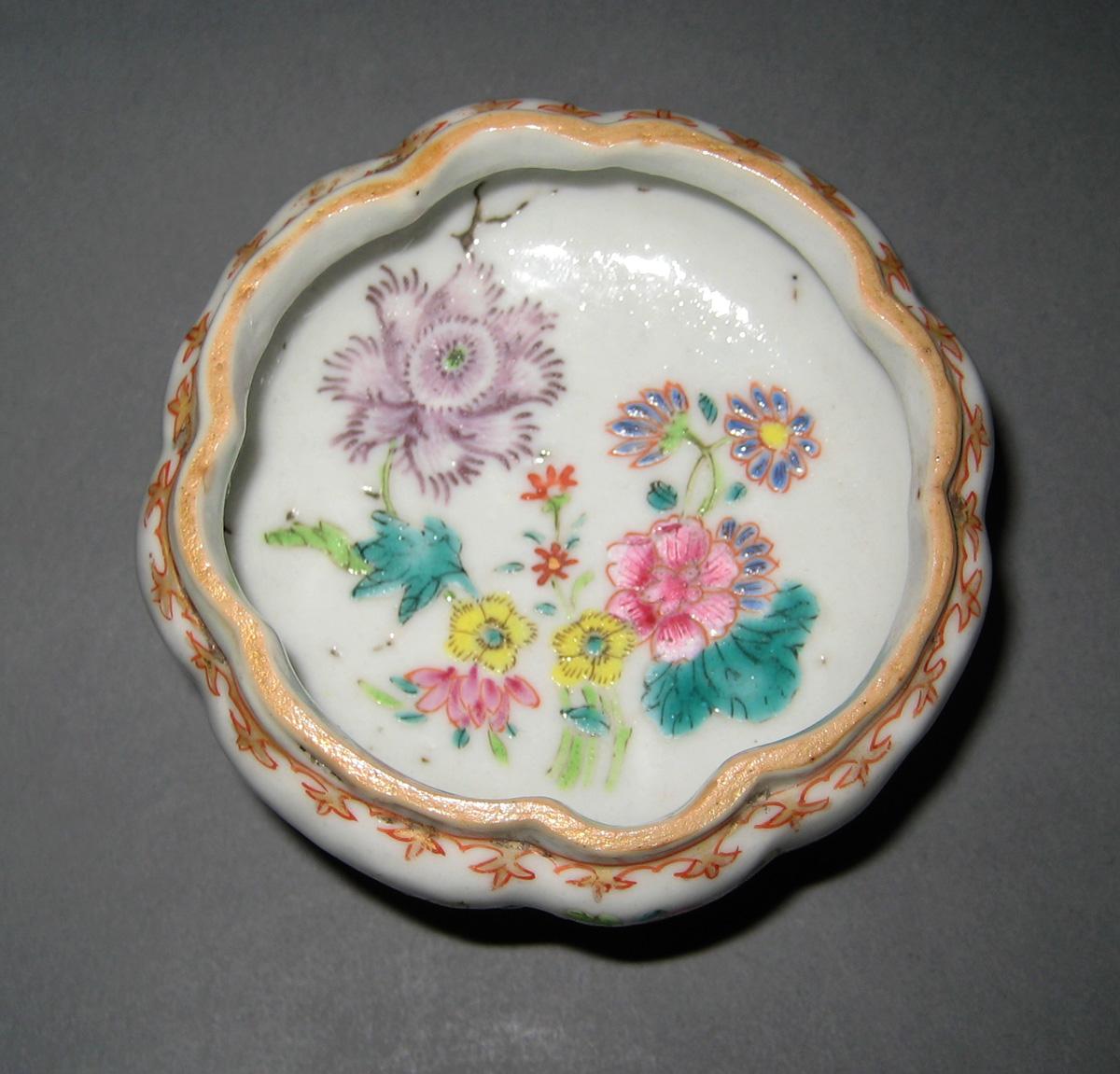 1958.2663 Salt Cellar top view