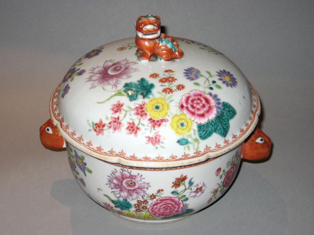 1958.2670 Bowl and cover