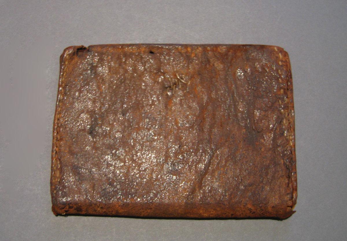 1958.2735 Pocketbook