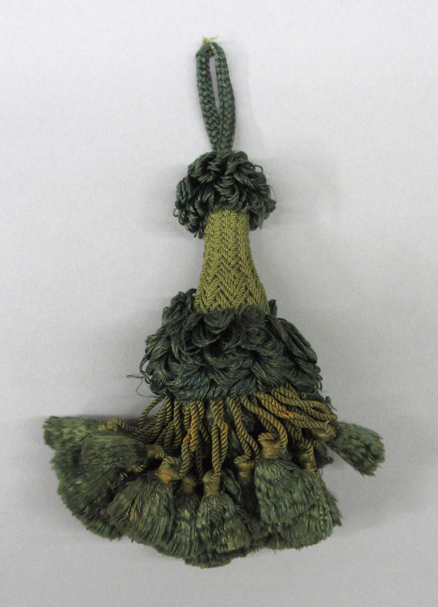 1961.0302.001-.004 Tassels detail