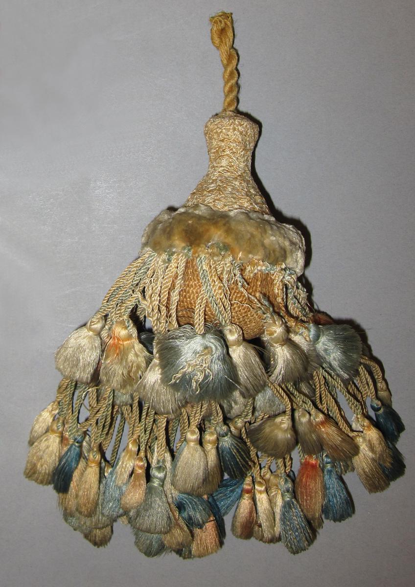 2010.0529 tassel
