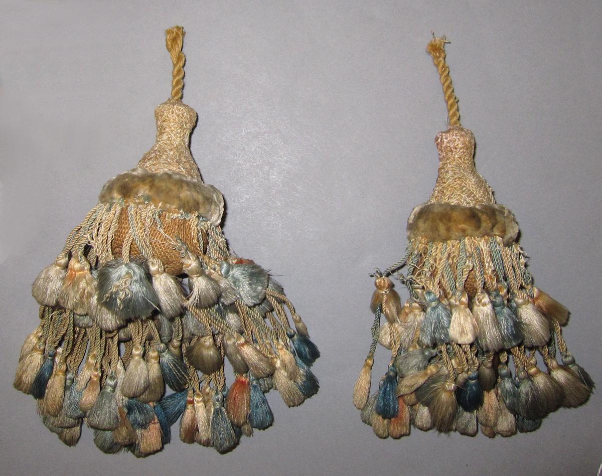 2010.0529 and 0530 tassels
