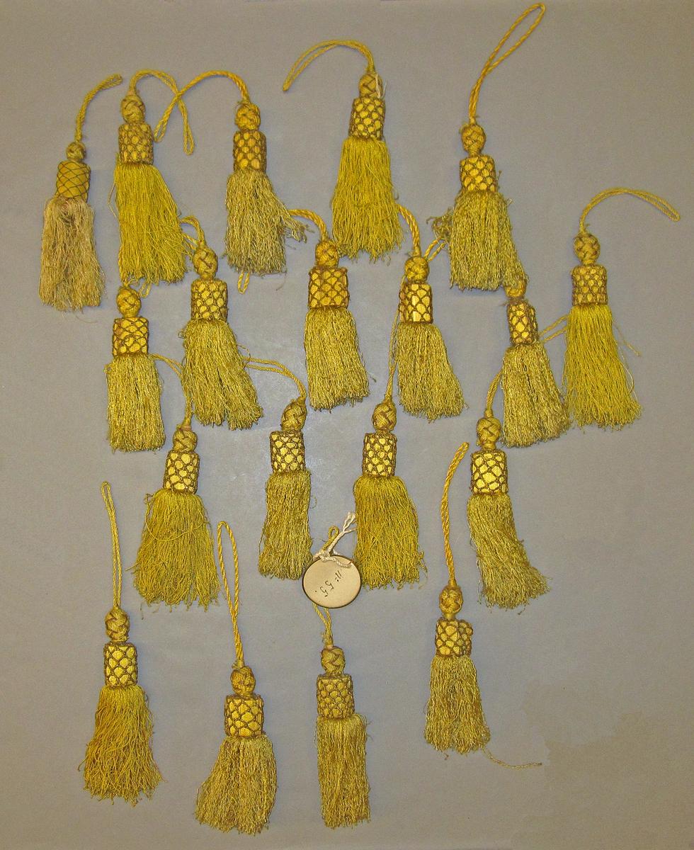 2010.0596-.0614 tassels