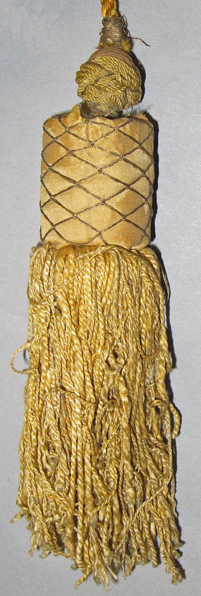 2010.0615 tassel