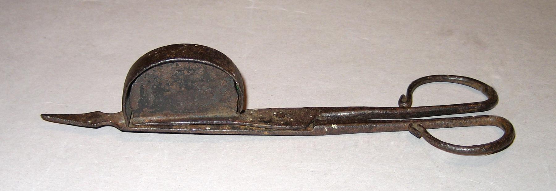 1958.2747 Snuffer