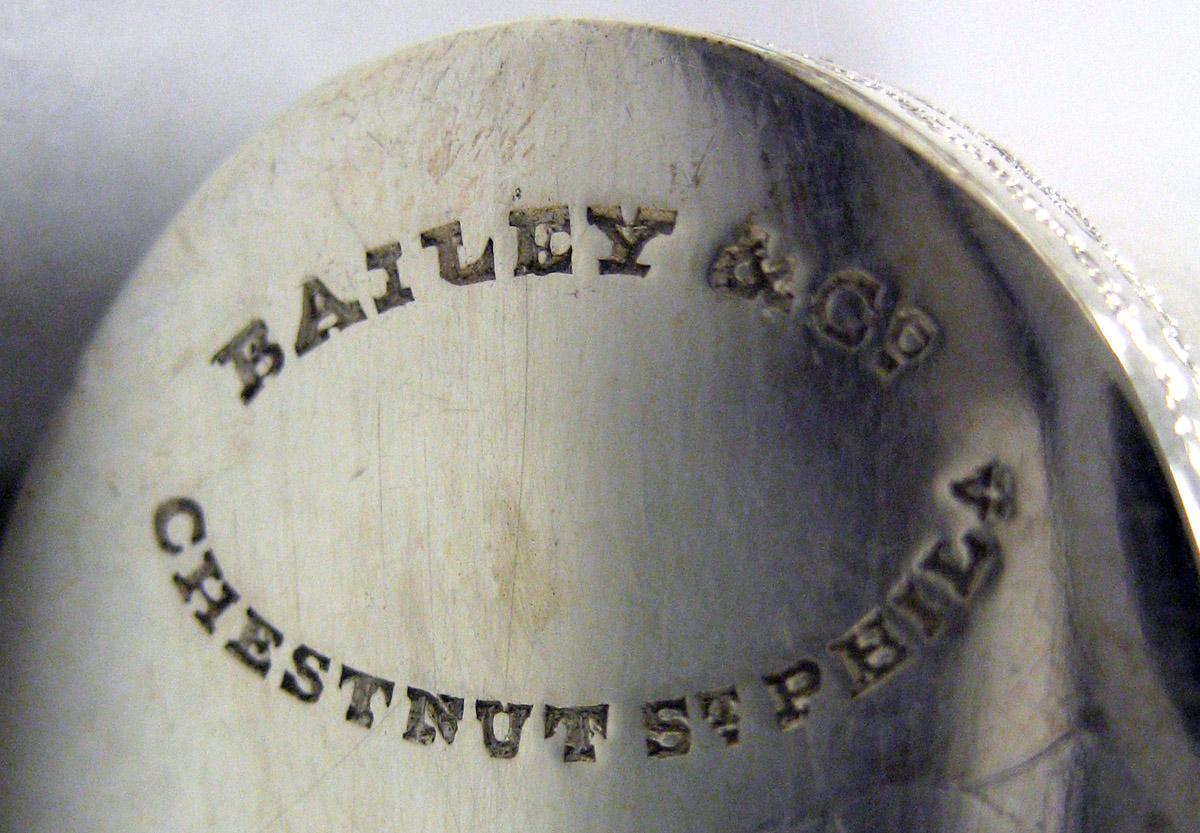 2010.0005 A Silver Flask mark 1