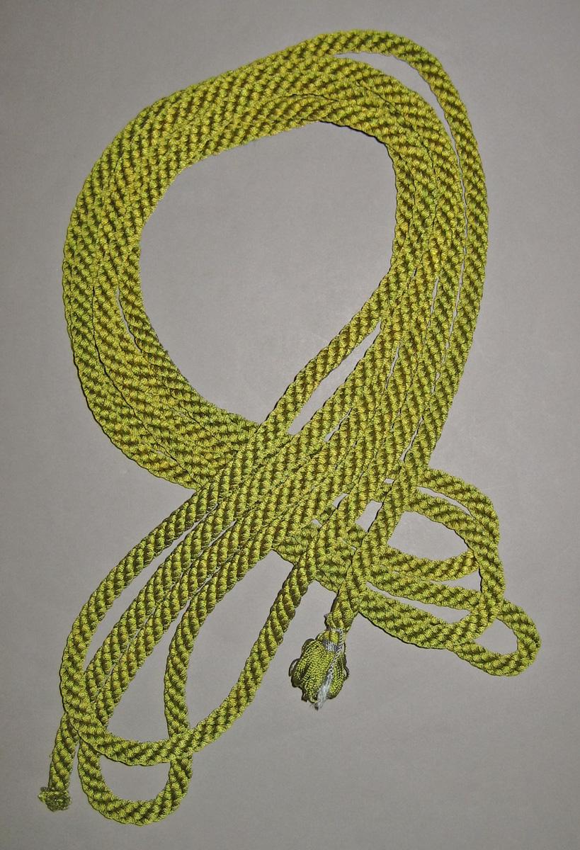 1969.5577.001-.002  Window hanging, Tieback