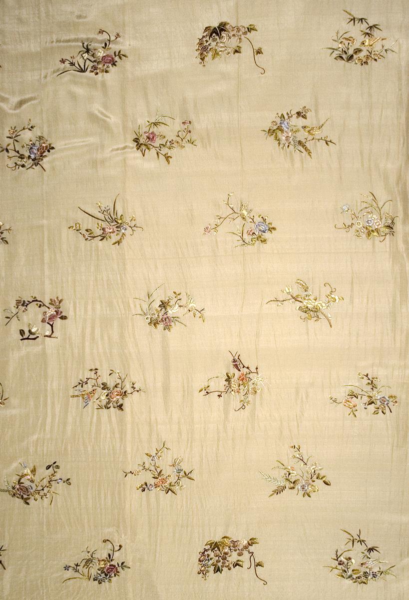 1969.1437 B Window Hanging, Side Curtain, Pattern Repeat