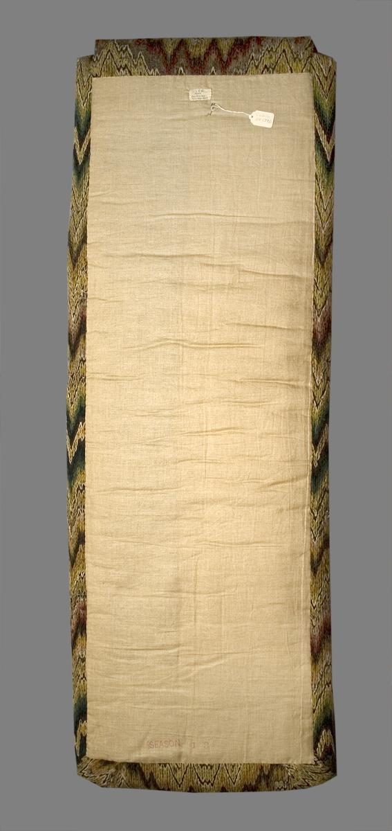1984.0677 B Cushion, Mattress, Verso