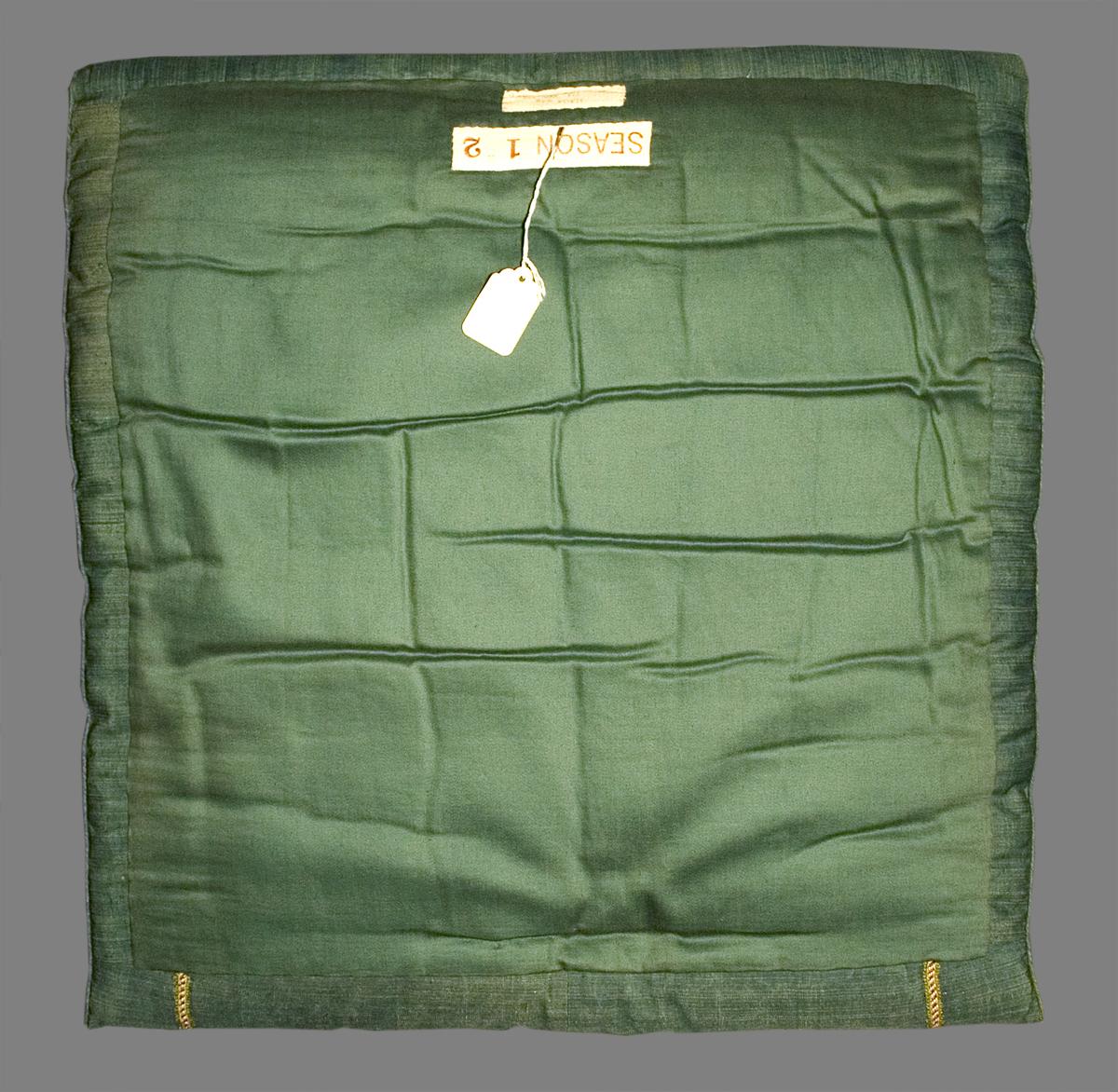 1969.4636 Cushion, Verso
