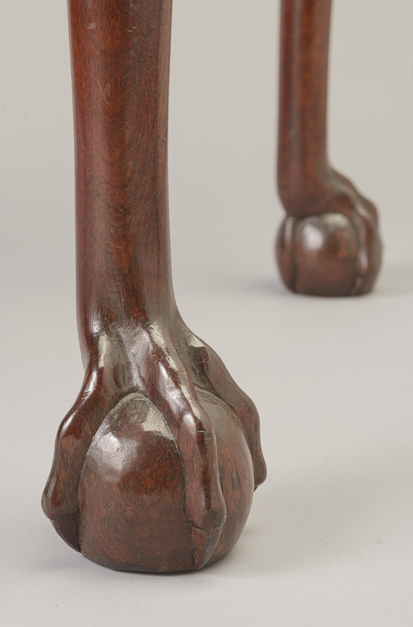 1958.2774 Table, detail 2