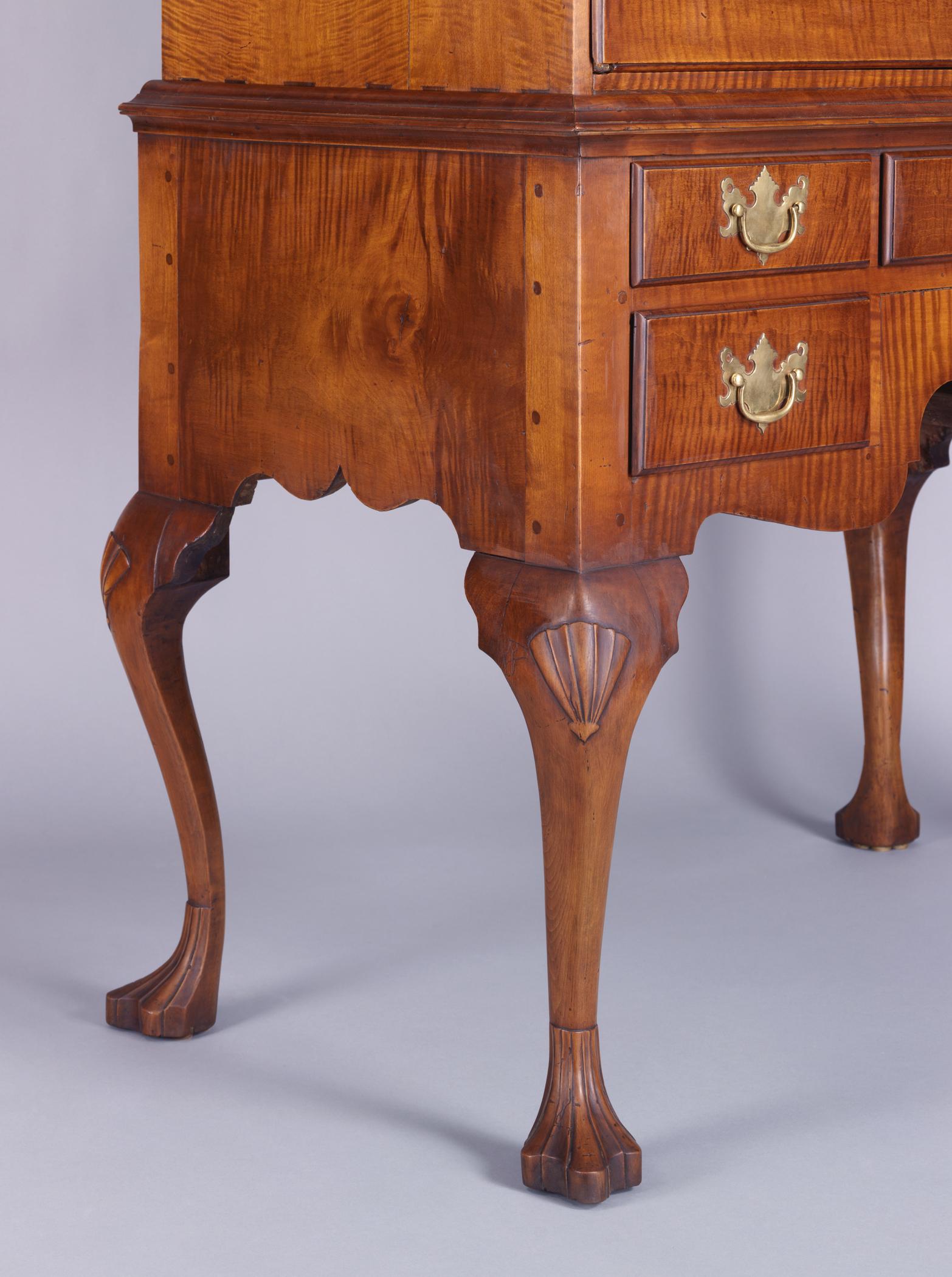 2015.0021.001 Chest of drawers, detail 2