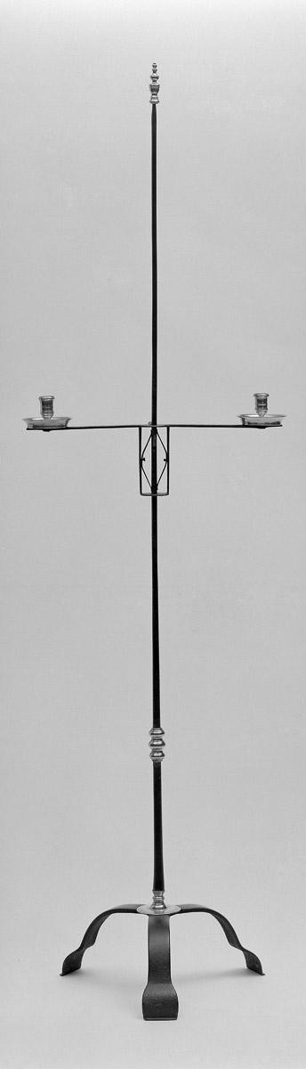 1958.2787 Candlestand