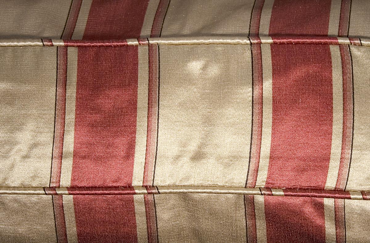 1969.5589.001 Cushion, Edge Detail #2