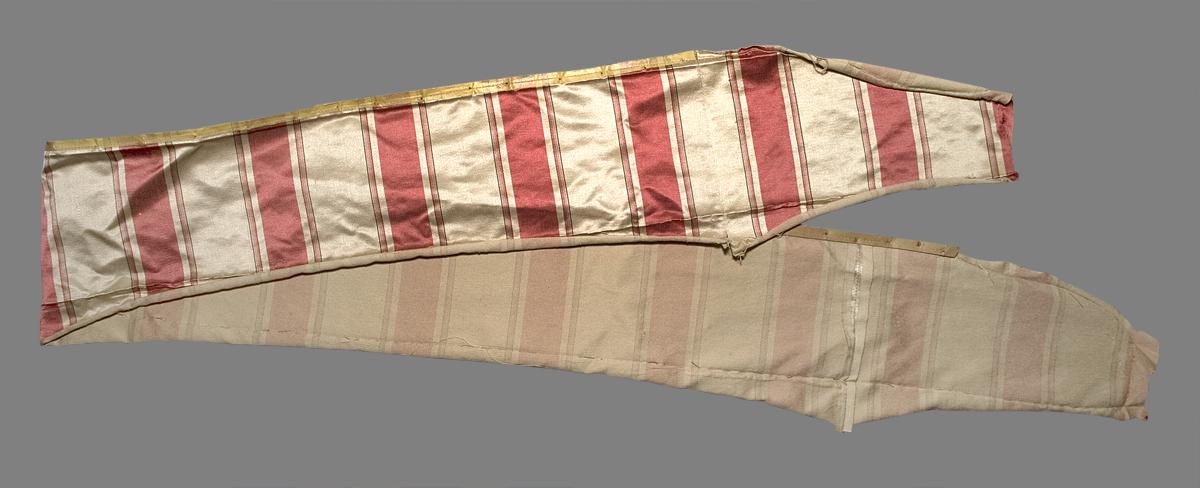 1969.5589.002 Upholstery Fragment