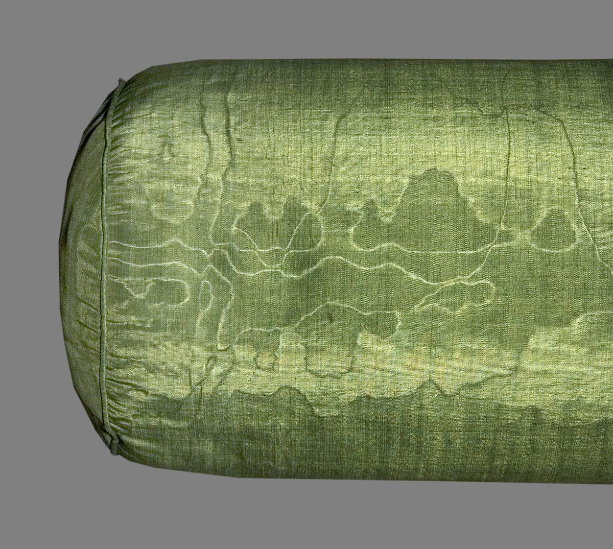 1969.4230.003 Bolster, Edge Detail