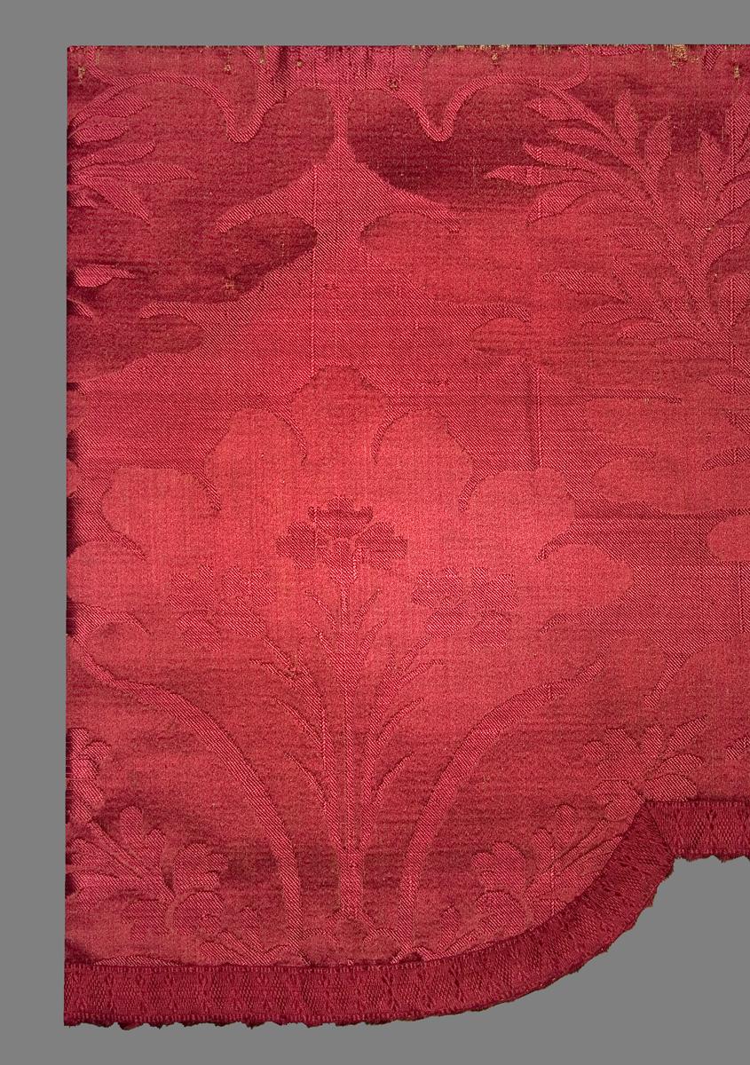 1970.0501.003 C Window Hanging, Valance, Edge Detail
