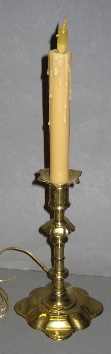 1958.2791.002 Candlestick