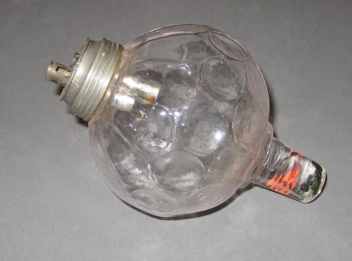 1958.2799.002 Peg lamp
