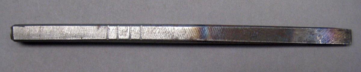 1974.0064.206 Tool (for metals) view 1