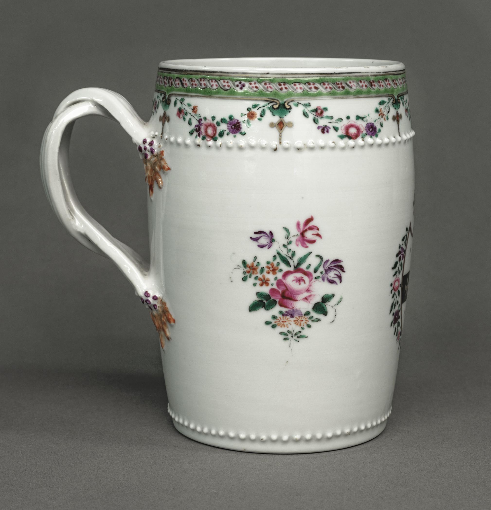 1958.2820 Mug, view 3